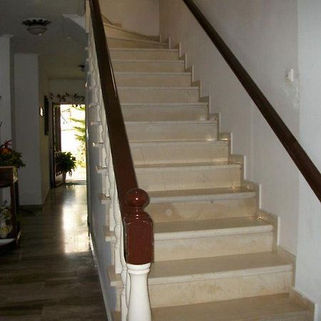 Jasmine'S Guest House Karlovassi Exterior photo